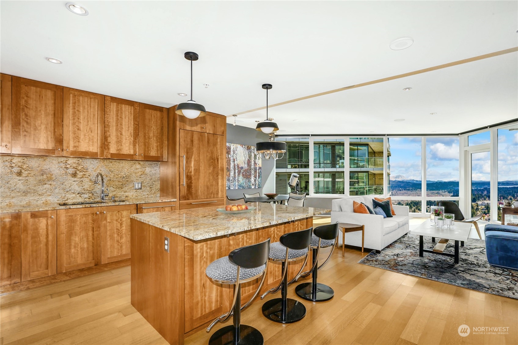 500 106th Avenue NE Unit: 3711
