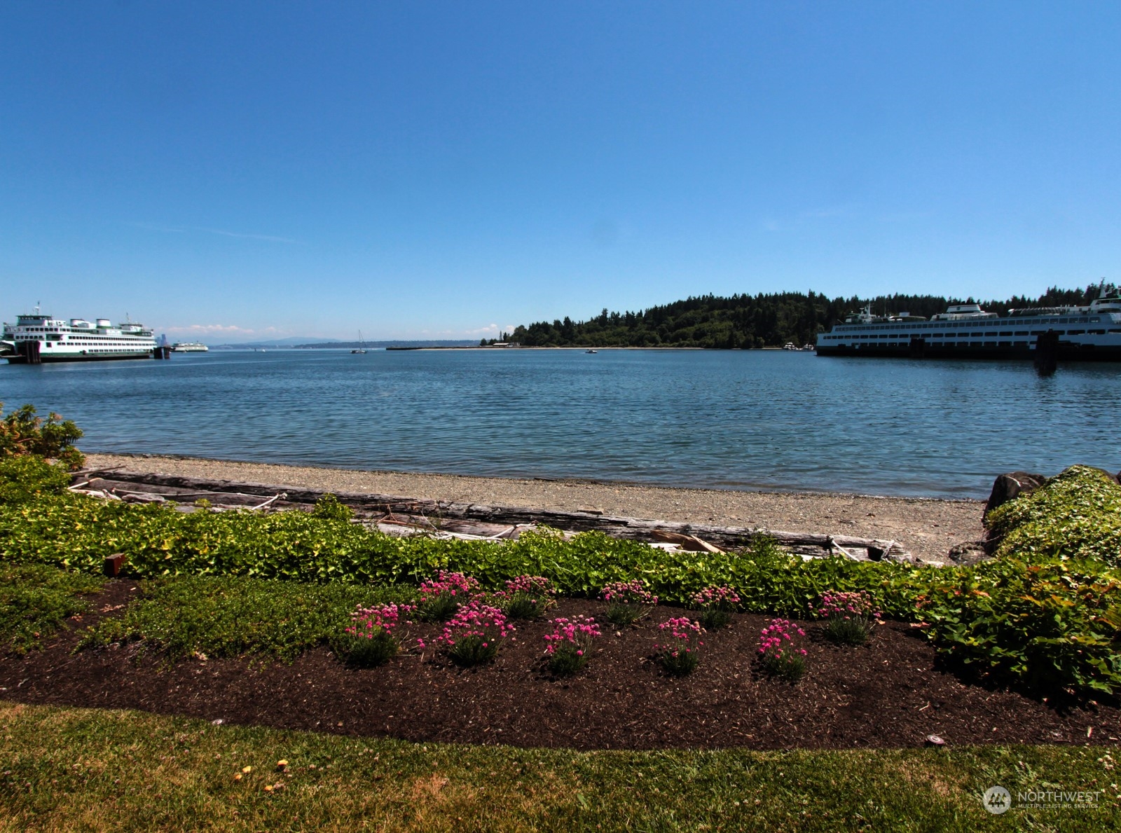 428 Harborview Drive SE Unit: 124