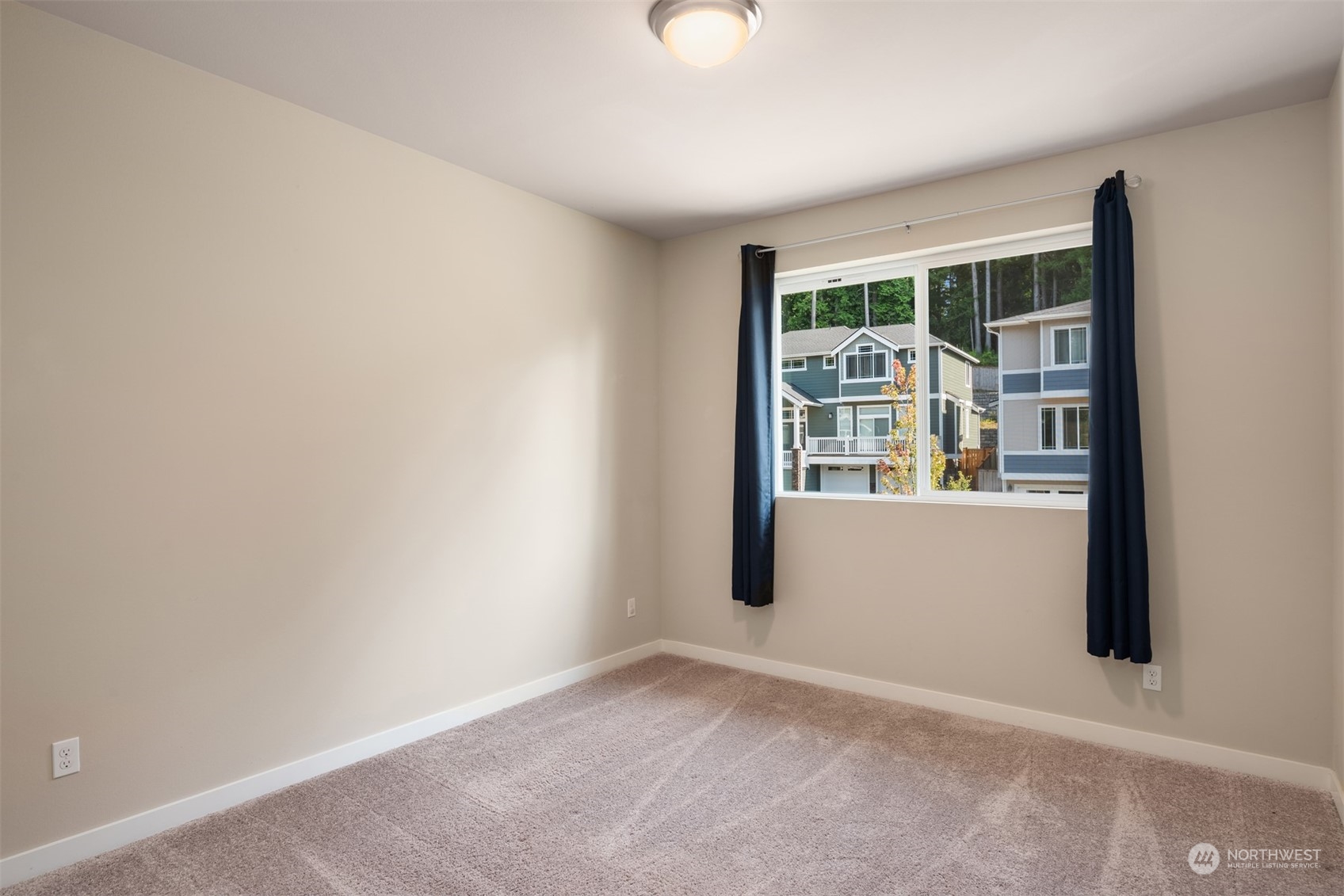 15238 NE Woodland Place