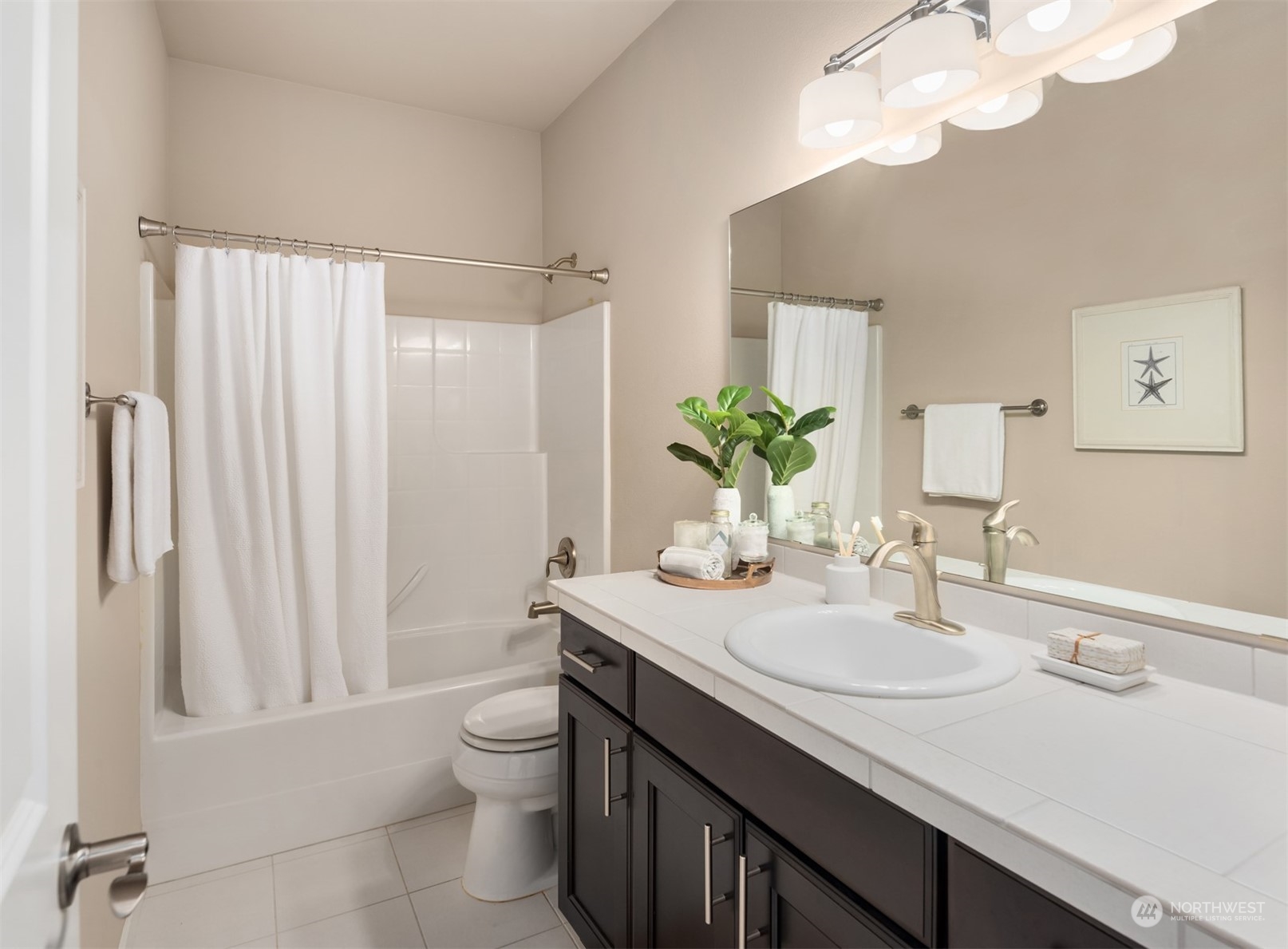 15238 NE Woodland Place