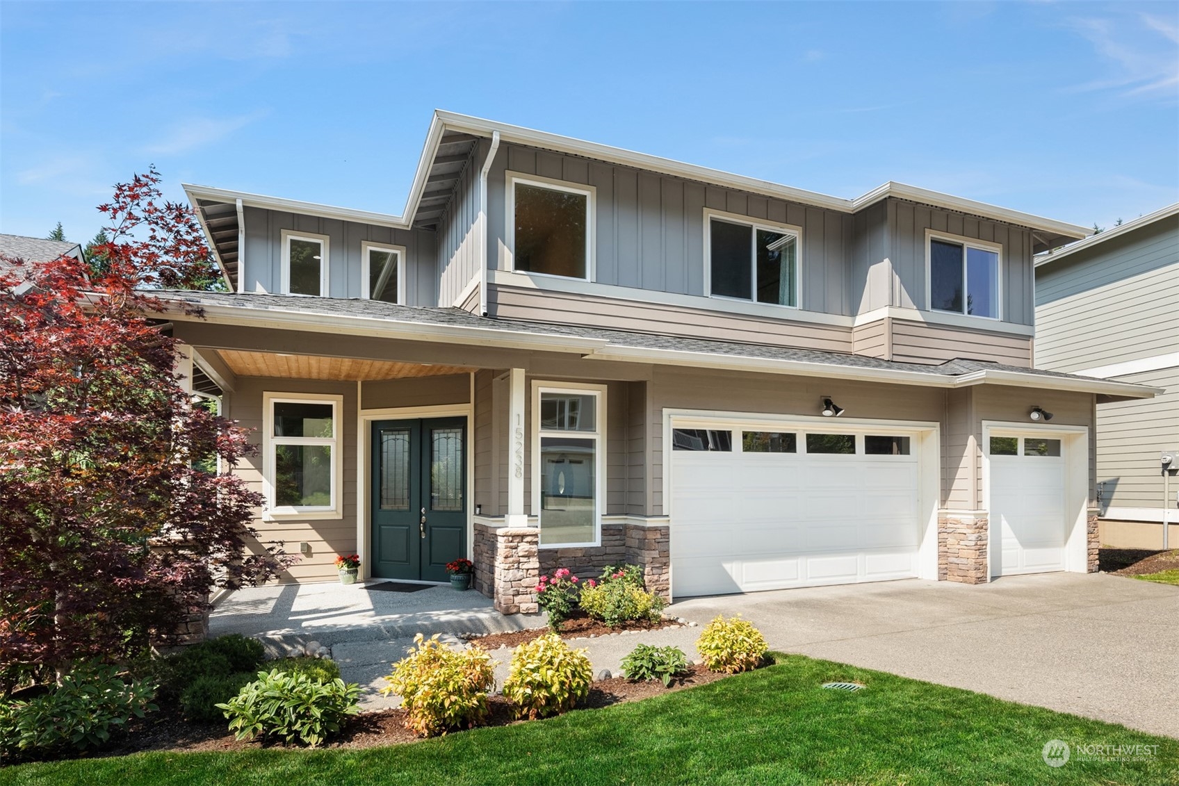 15238 NE Woodland Place