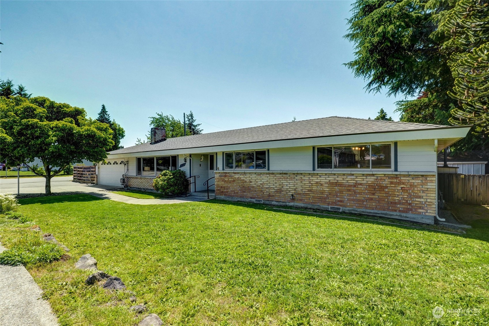 2309 Edmonds Avenue NE