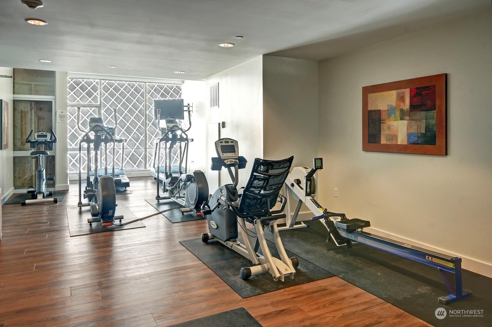 909 5th Avenue Unit: 1903