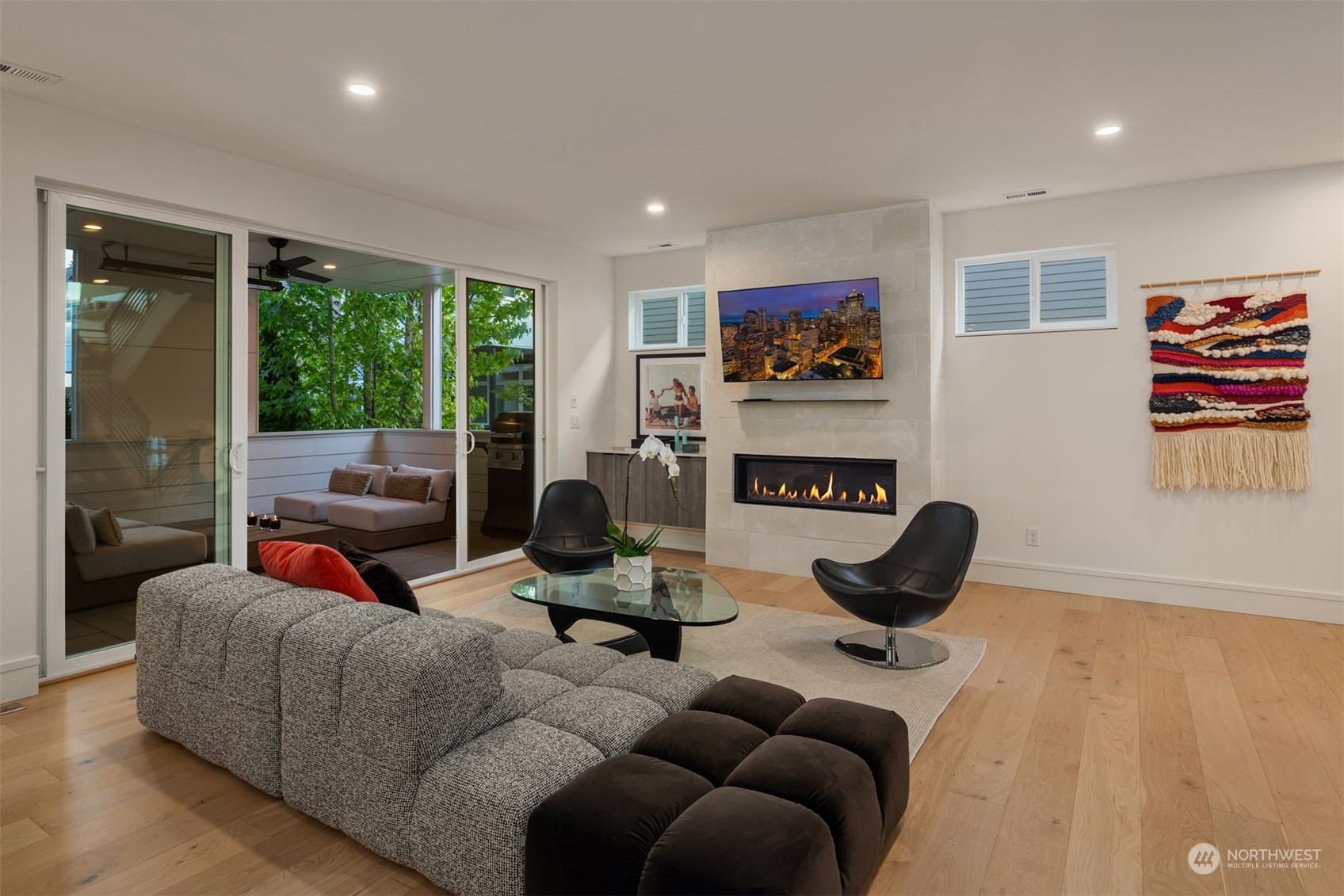 231 3rd Avenue S