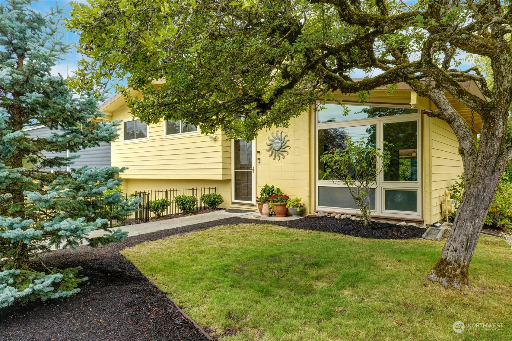 15908 SE 4th Street