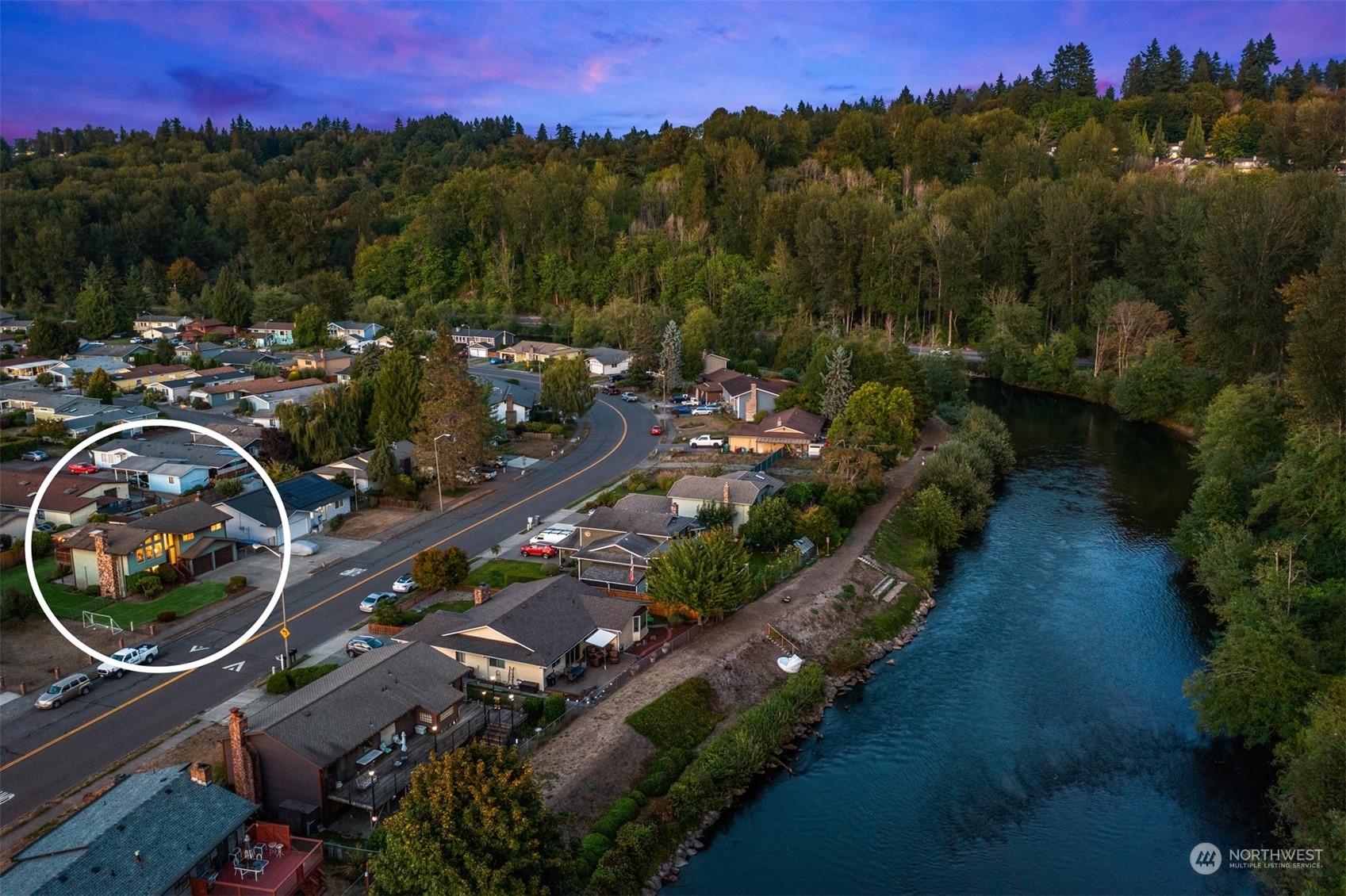 1545 Riverview Drive NE