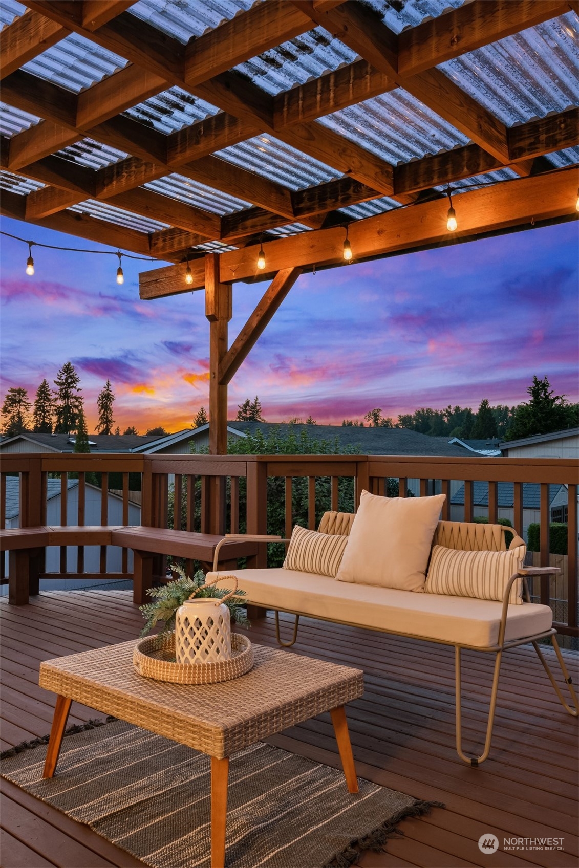 1545 Riverview Drive NE