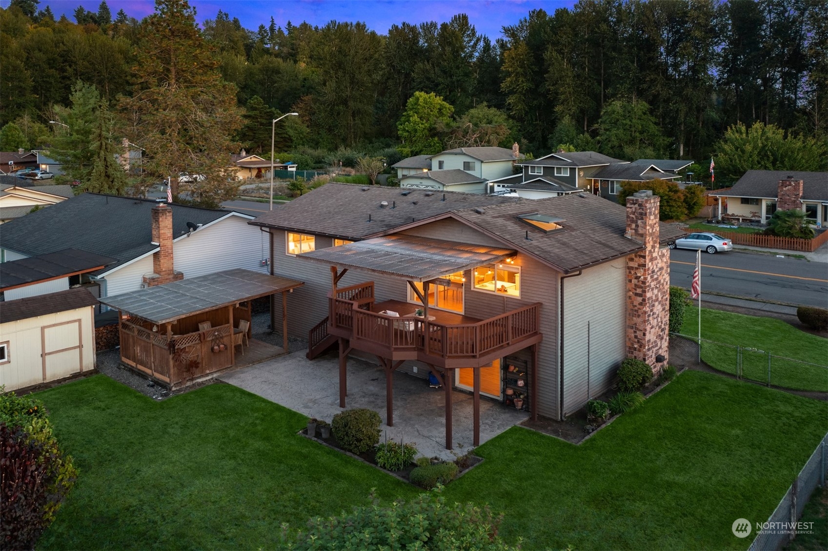 1545 Riverview Drive NE