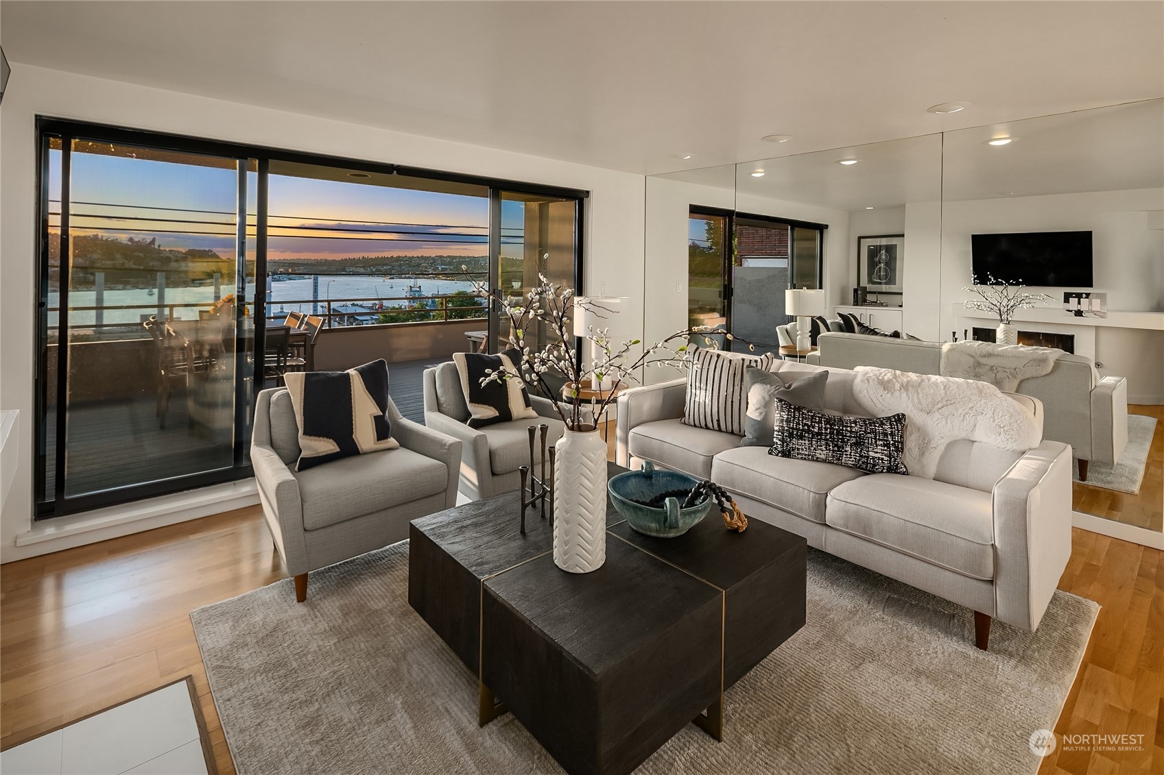 1118 Lakeview Boulevard E Unit: 100