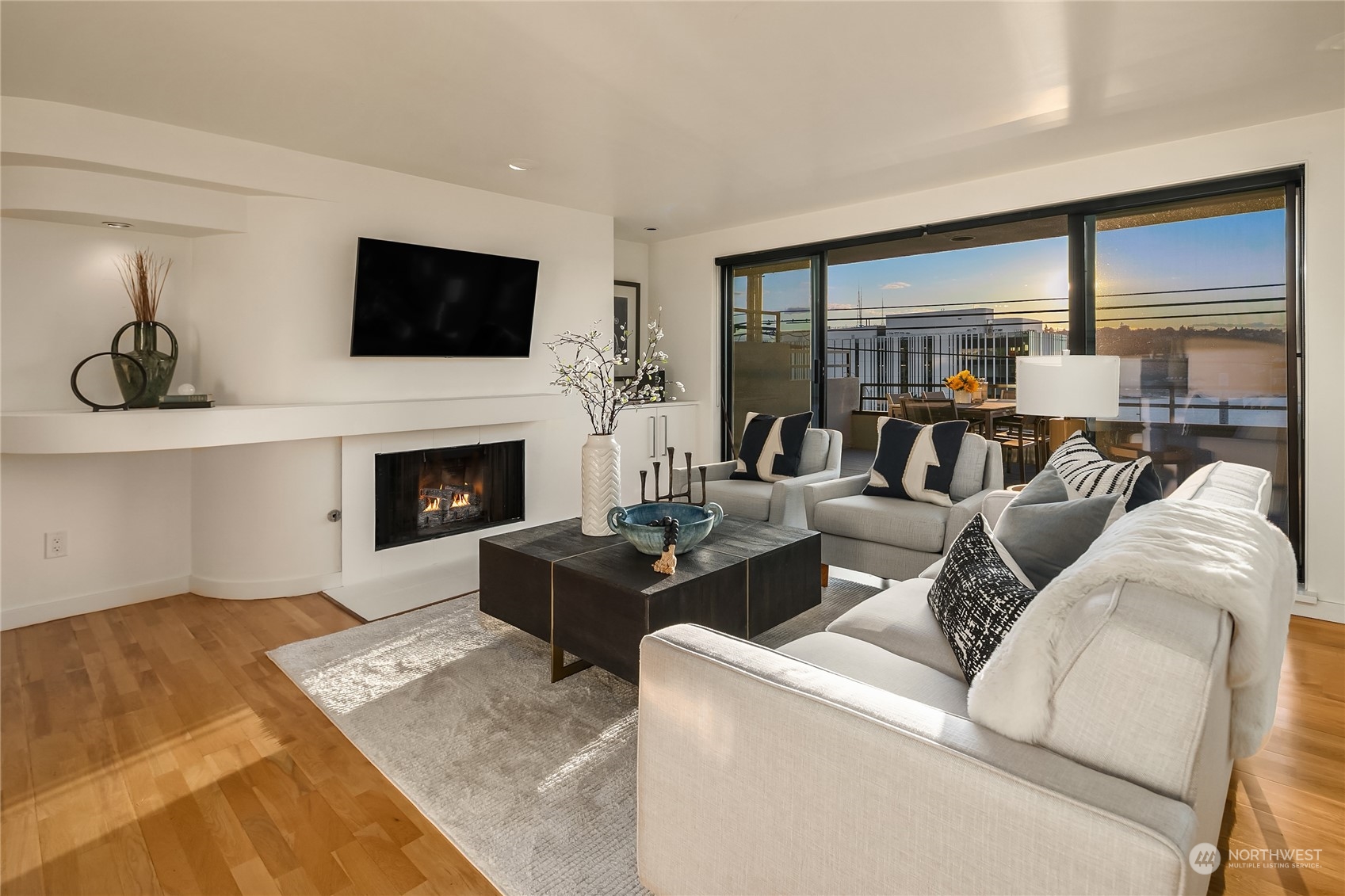 1118 Lakeview Boulevard E Unit: 100