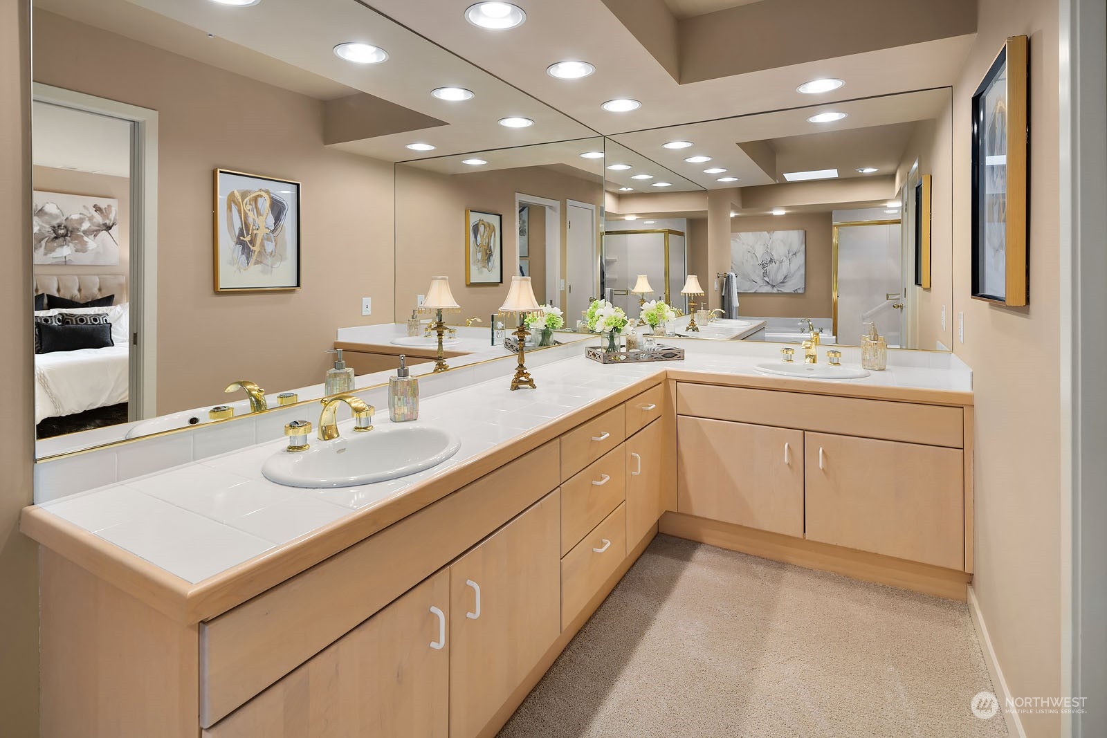 11110 NE 41st Drive Unit: 40