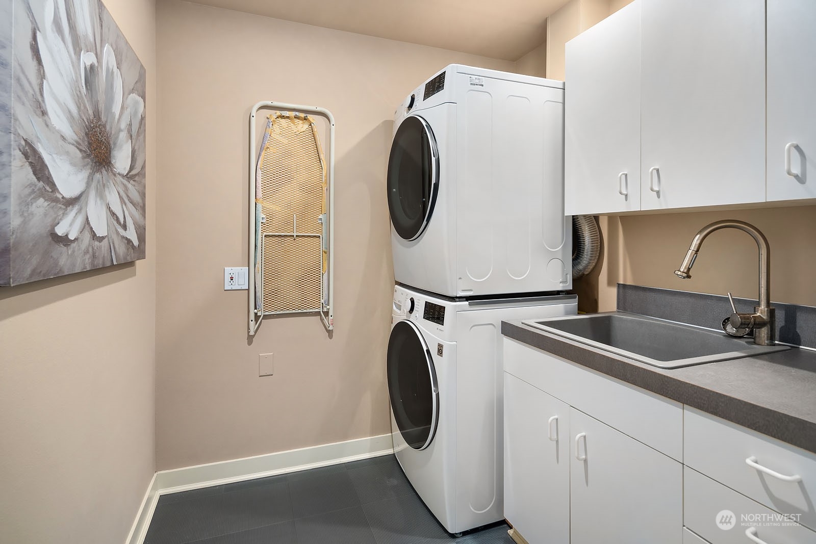 11110 NE 41st Drive Unit: 40