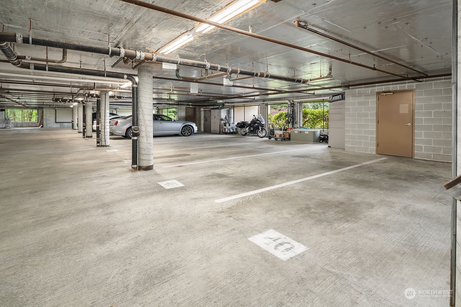 11110 NE 41st Drive Unit: 40