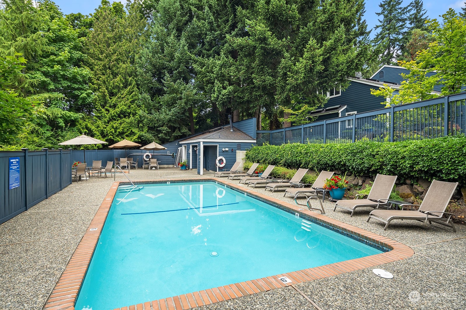 11110 NE 41st Drive Unit: 40