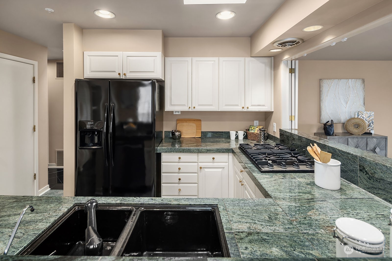 11110 NE 41st Drive Unit: 40