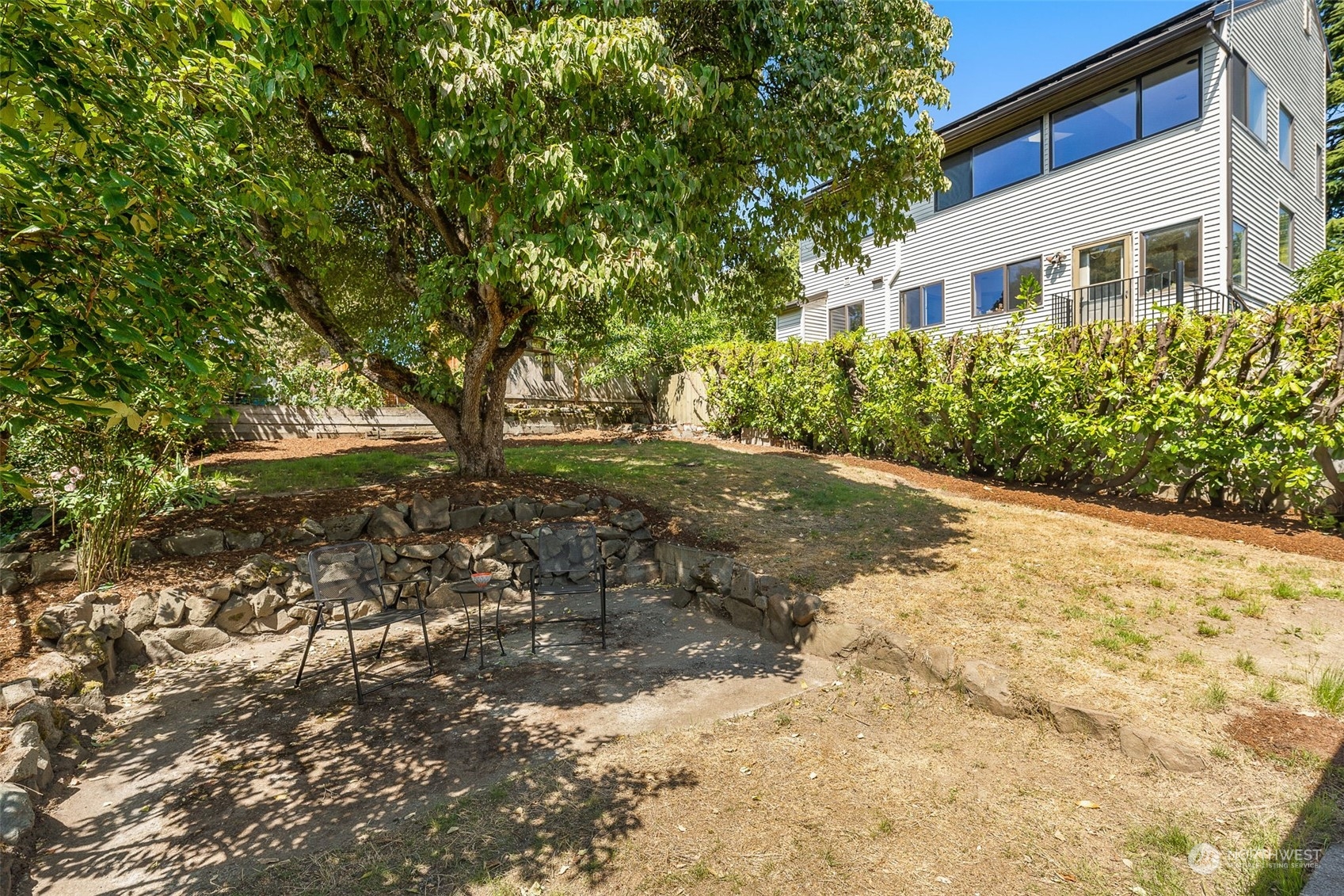 5553 36th Avenue NE