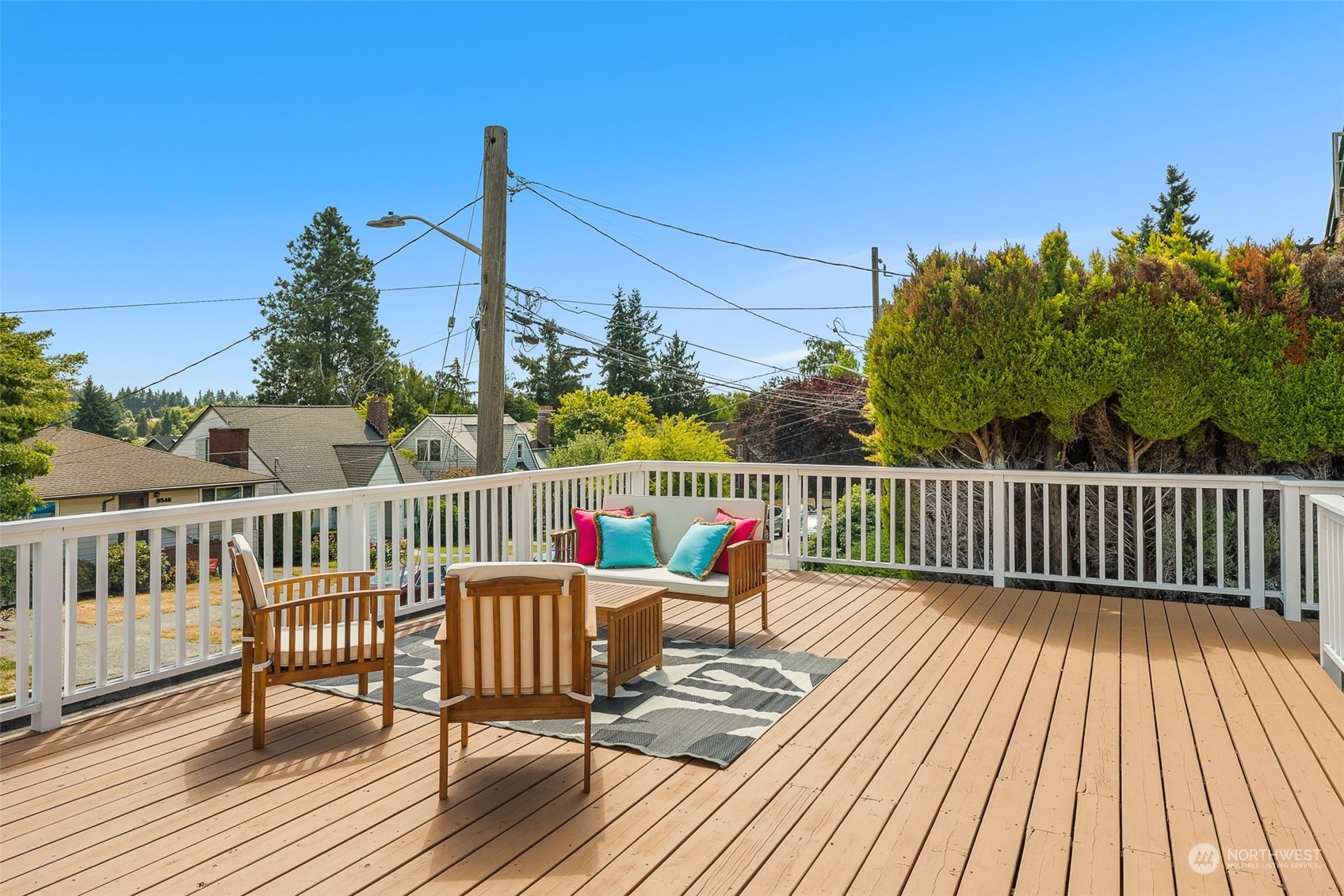5553 36th Avenue NE