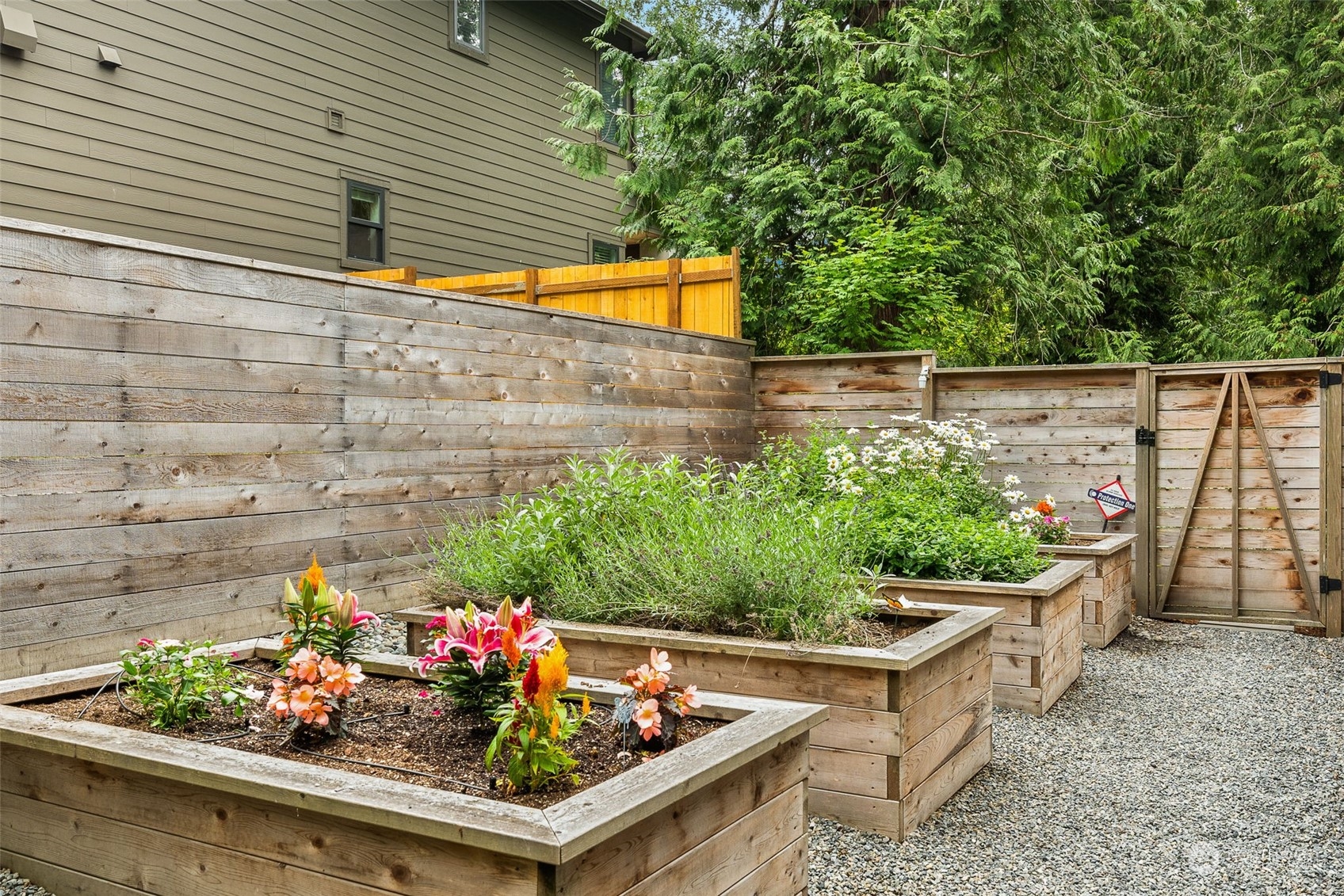 14708 NE 15th Court