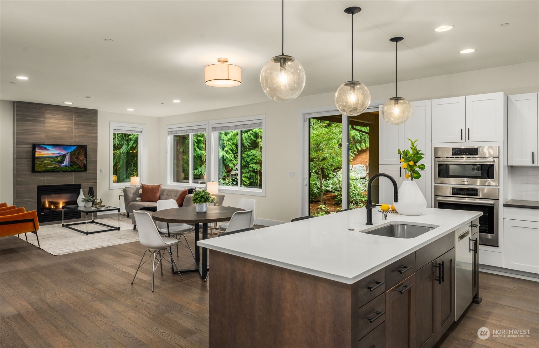 14708 NE 15th Court