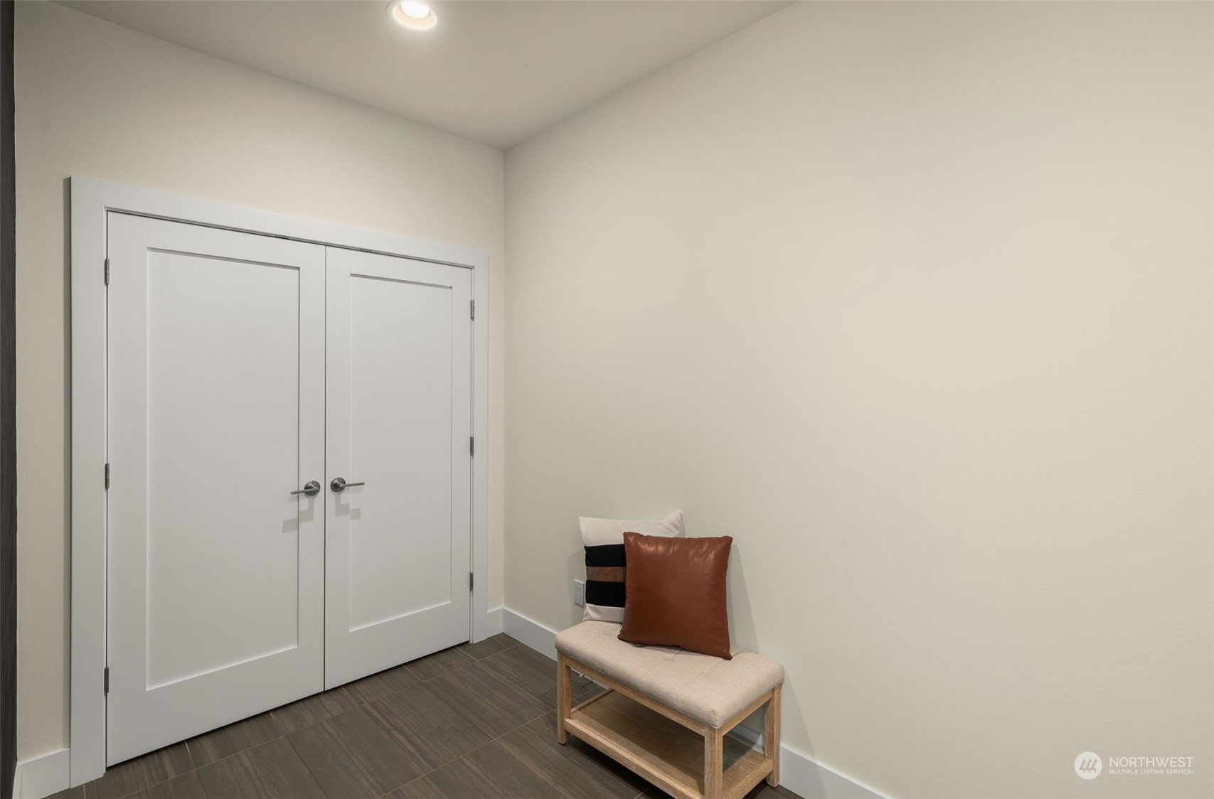 14708 NE 15th Court