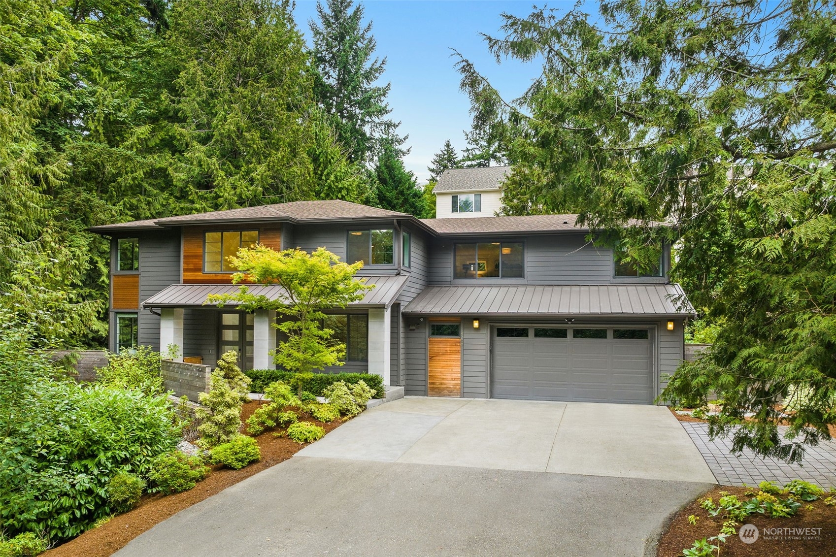 14708 NE 15th Court