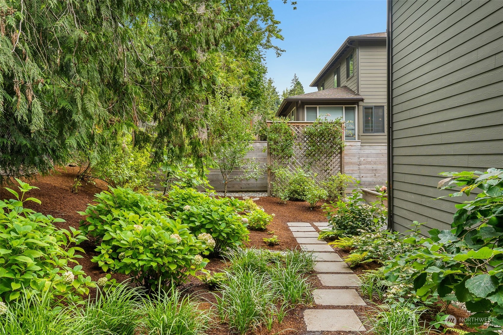 14708 NE 15th Court