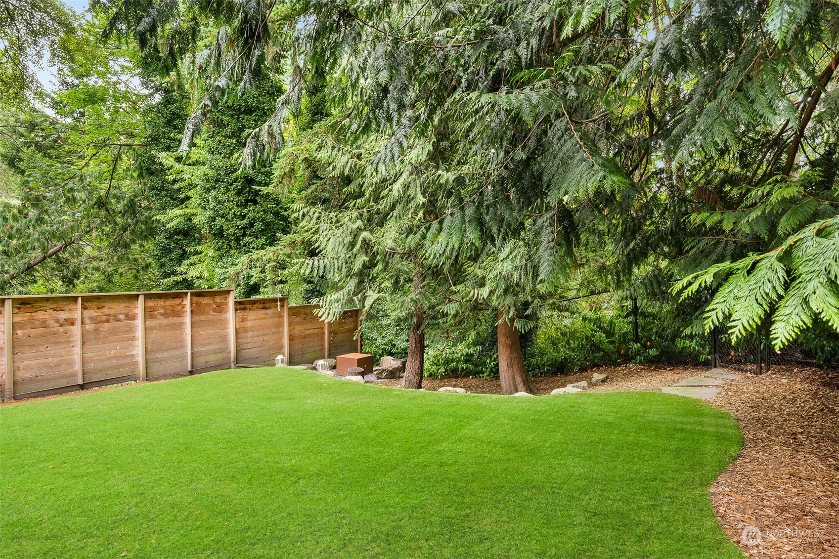 14708 NE 15th Court