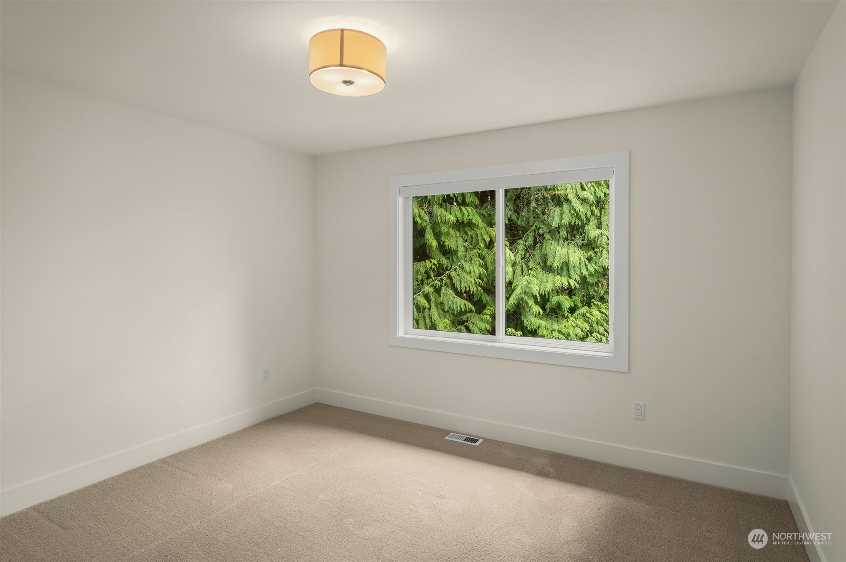 14708 NE 15th Court