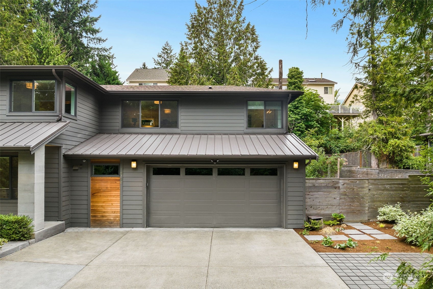 14708 NE 15th Court