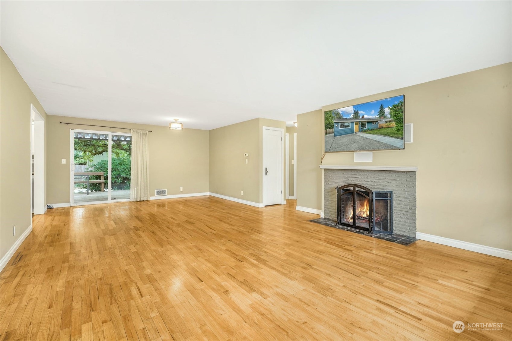 1551 NE 135th Street