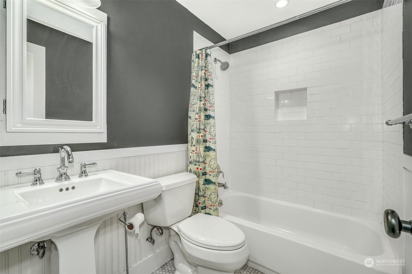 1551 NE 135th Street