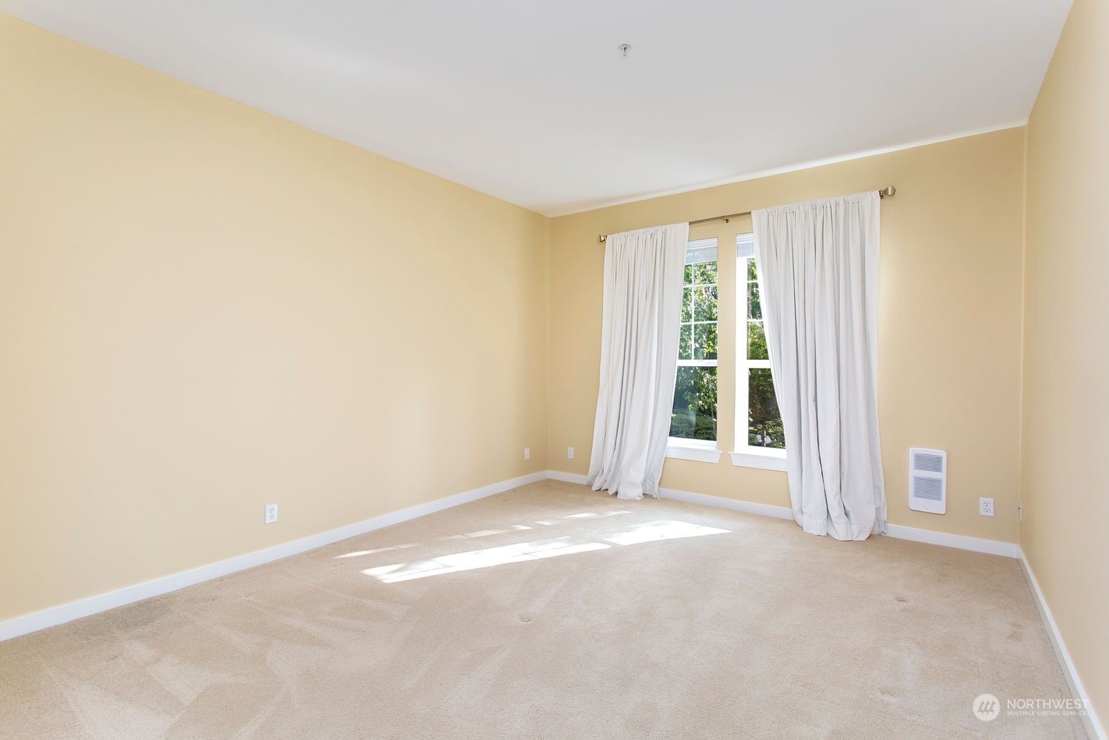 7709 Fairway Avenue SE Unit: 101