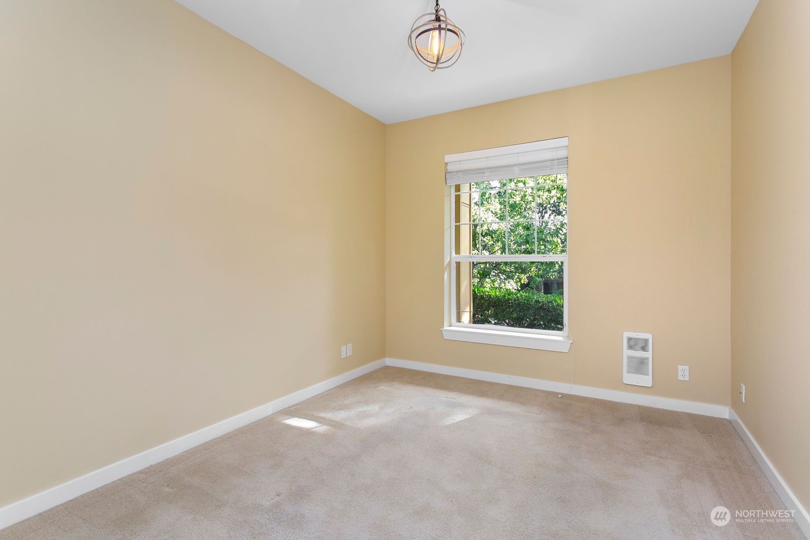 7709 Fairway Avenue SE Unit: 101