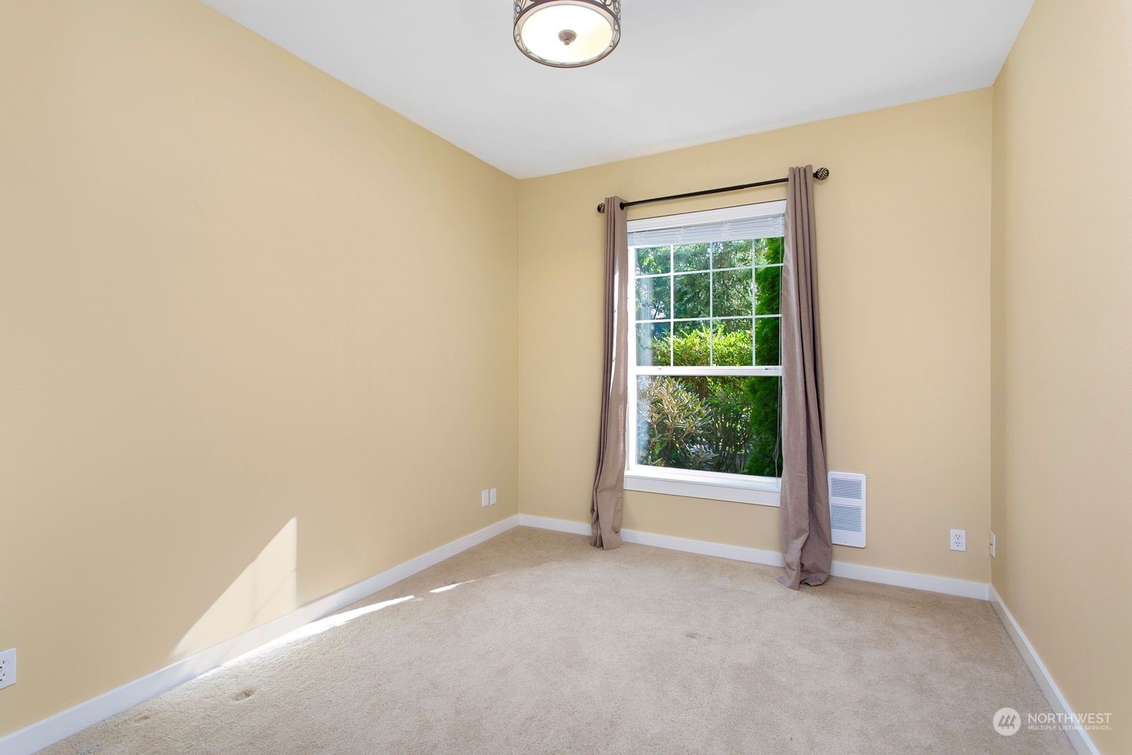 7709 Fairway Avenue SE Unit: 101