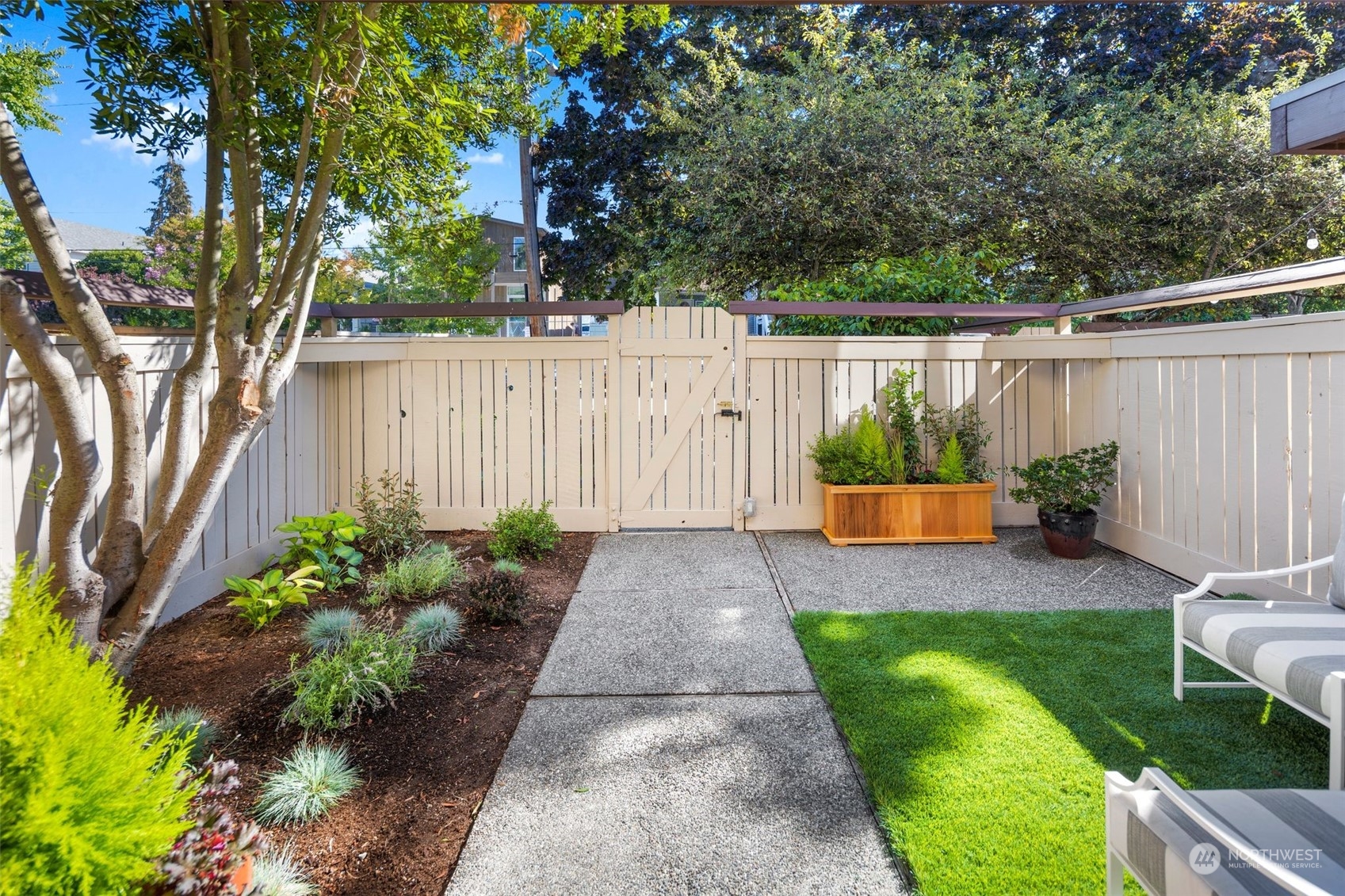 2011 42nd Avenue E Unit: 5