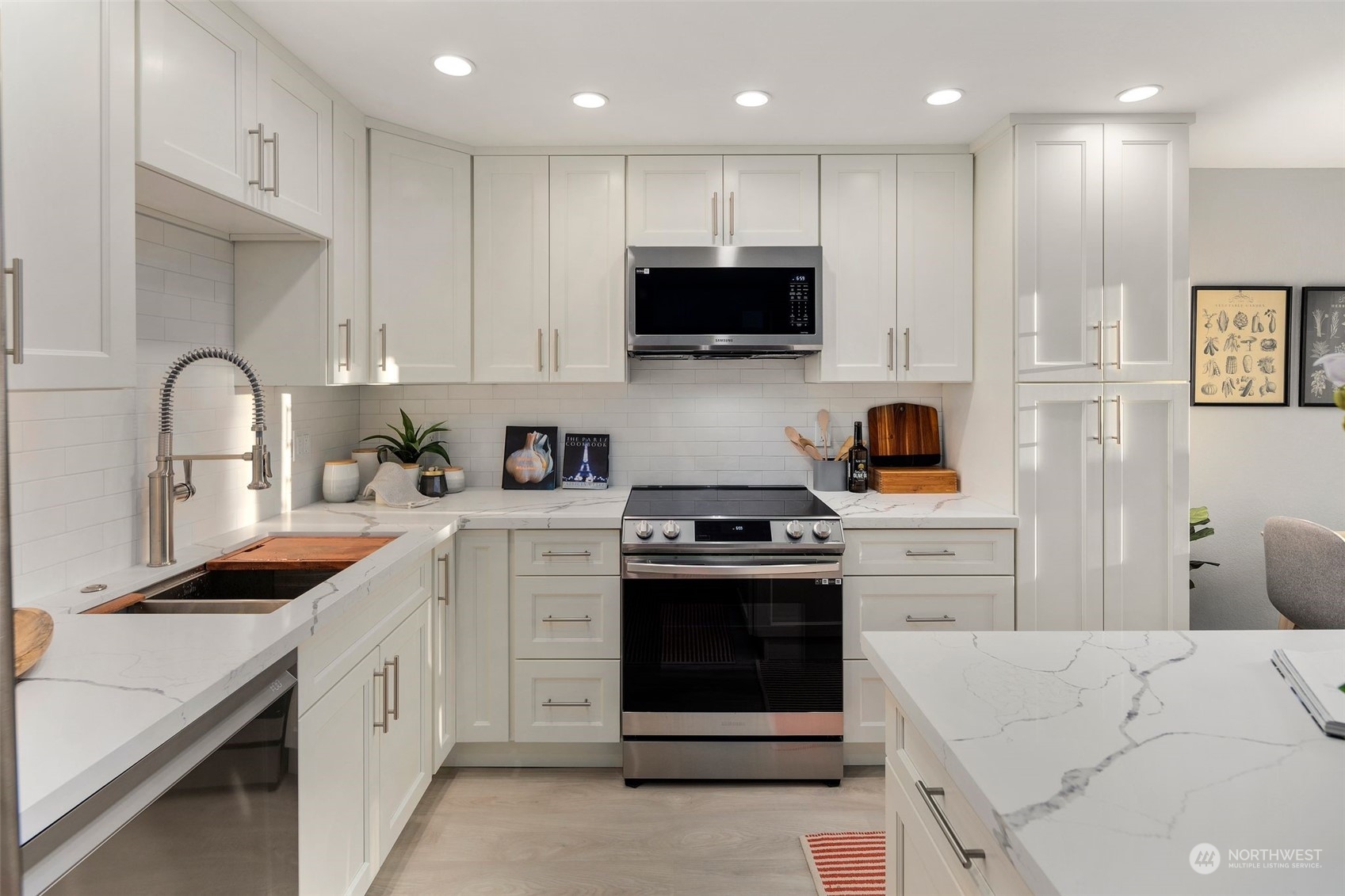 2011 42nd Avenue E Unit: 5