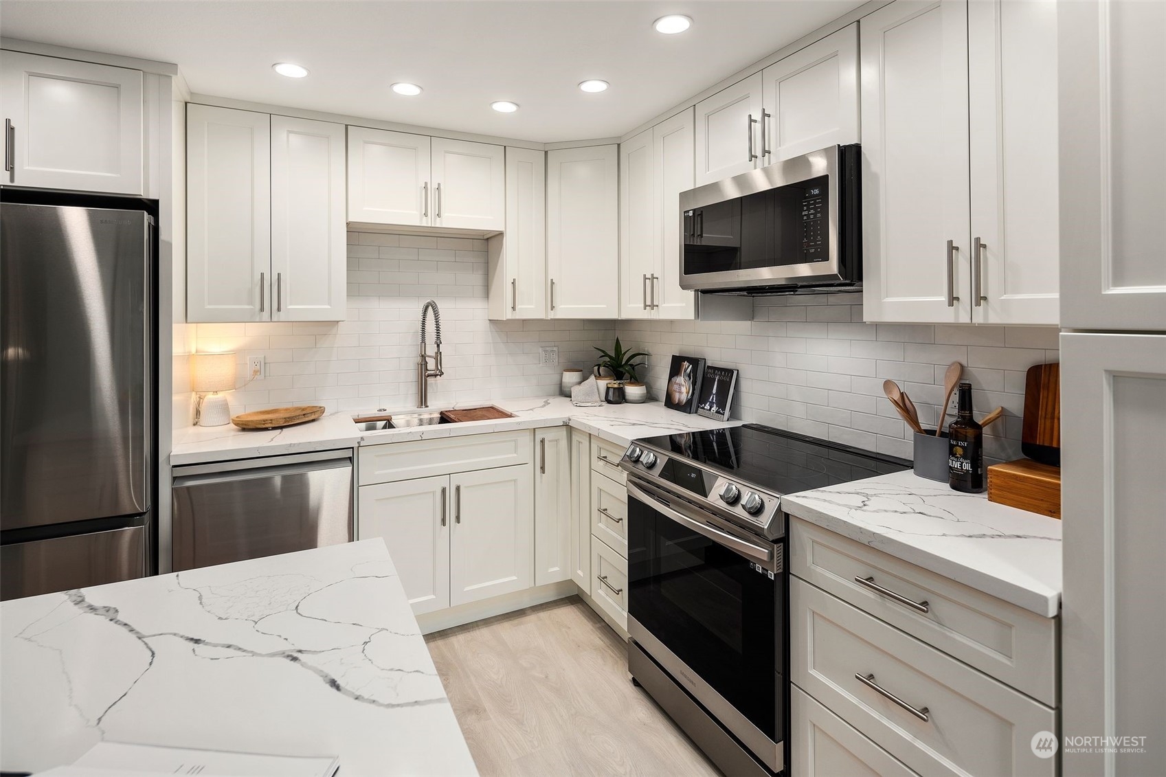 2011 42nd Avenue E Unit: 5