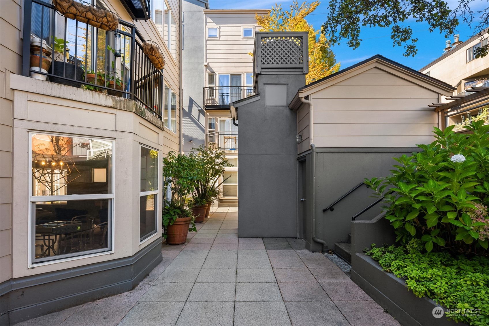 500 Aloha Street Unit: E-111