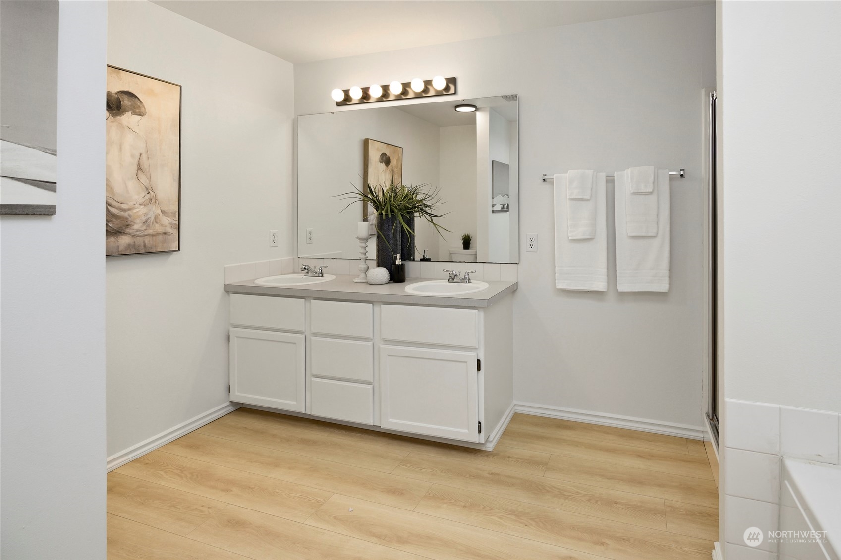 10425 SE 250th Place Unit: B101