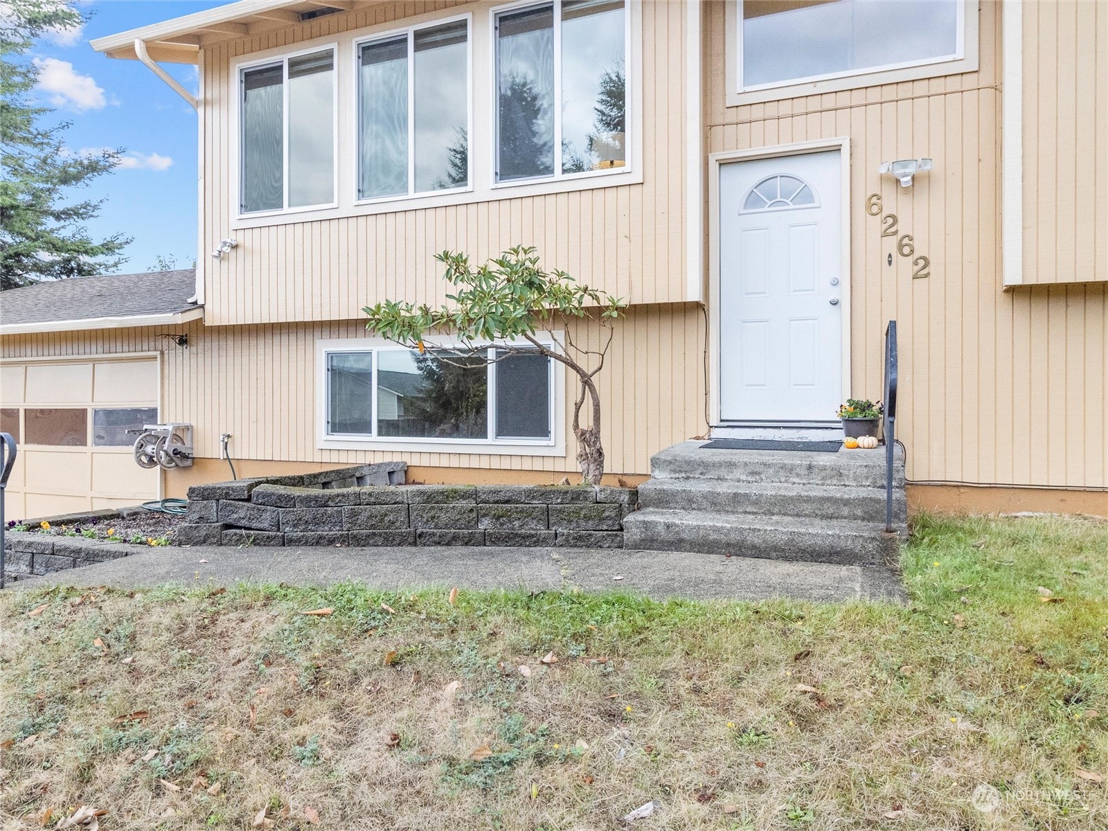 6262 N 39th Street