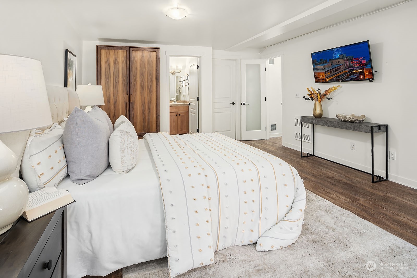 3619 Albion Place N Unit: B