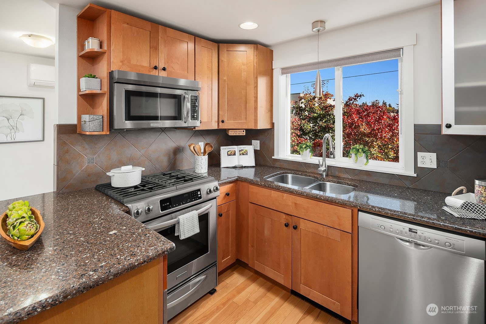 3619 Albion Place N Unit: B