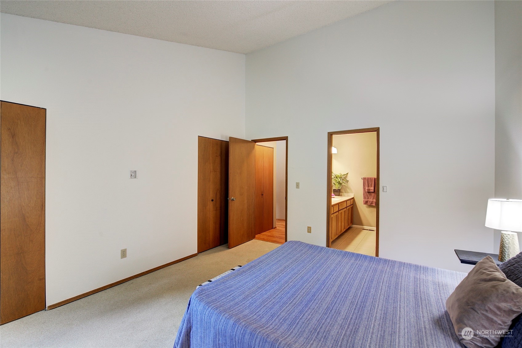 2015 210th Circle NE Unit: B31