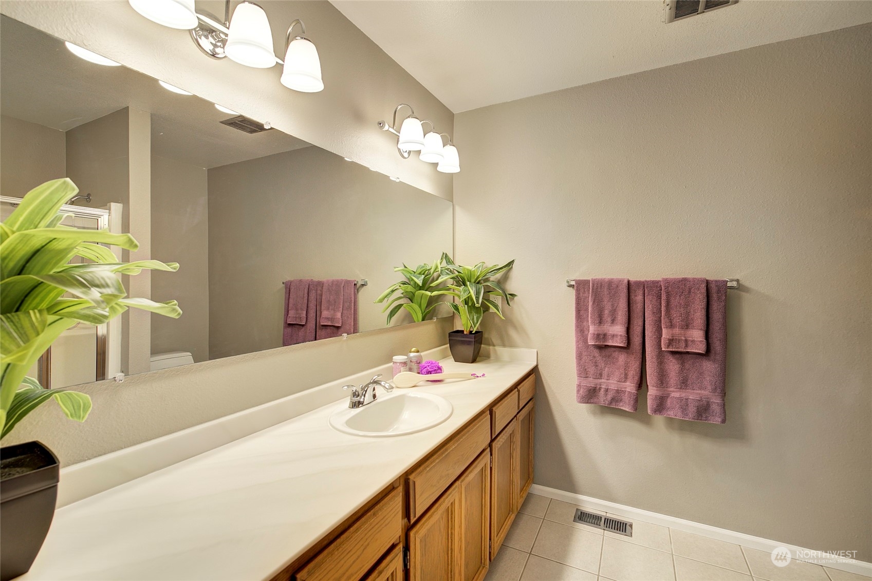 2015 210th Circle NE Unit: B31