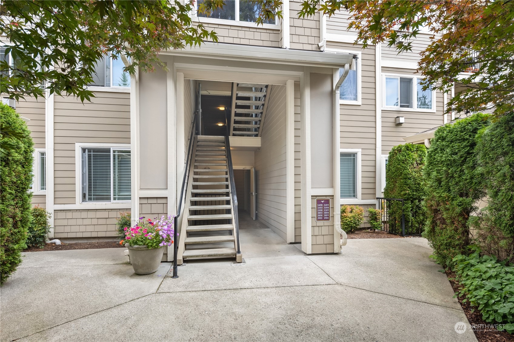 107 164th Street S Unit: 3-402