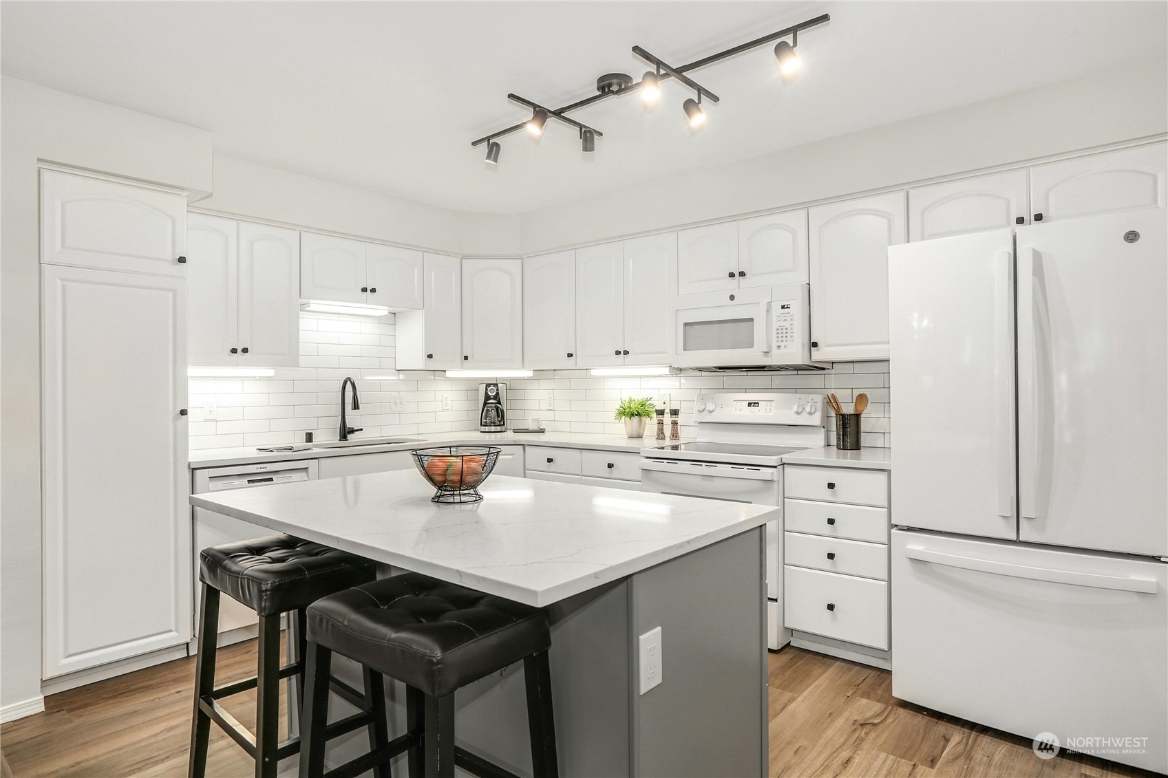 22535 SE Highland Circle Unit: 205