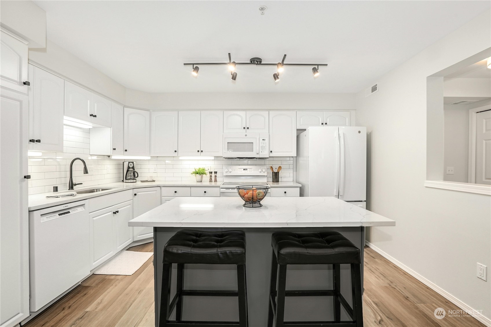 22535 SE Highland Circle Unit: 205