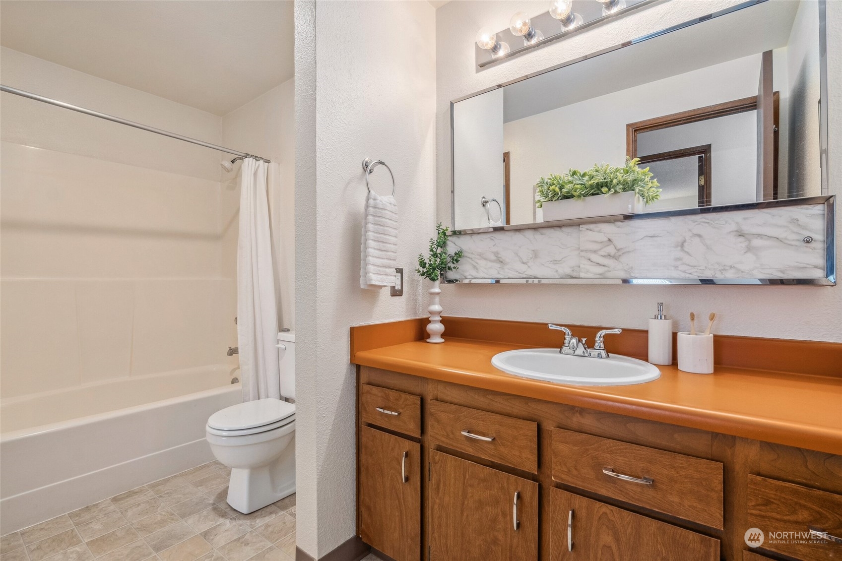14334 126th Avenue NE Unit: B 301