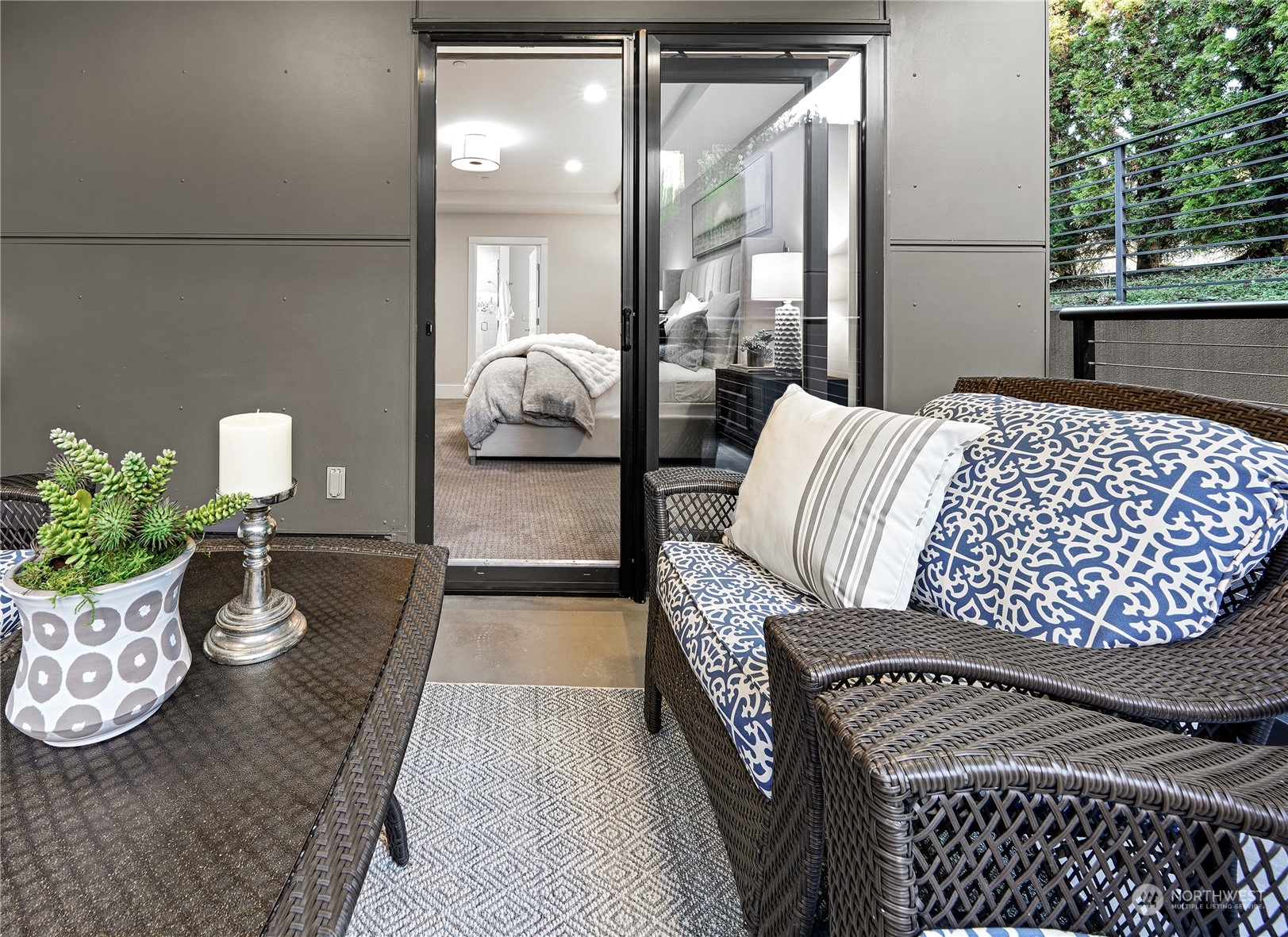 302 5th Avenue Unit: 201