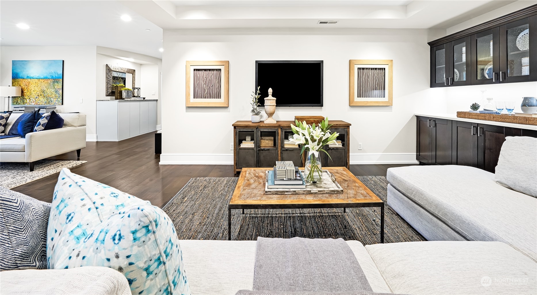 302 5th Avenue Unit: 201